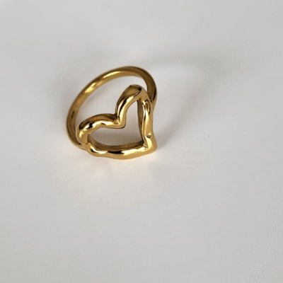 melted heart ring gold