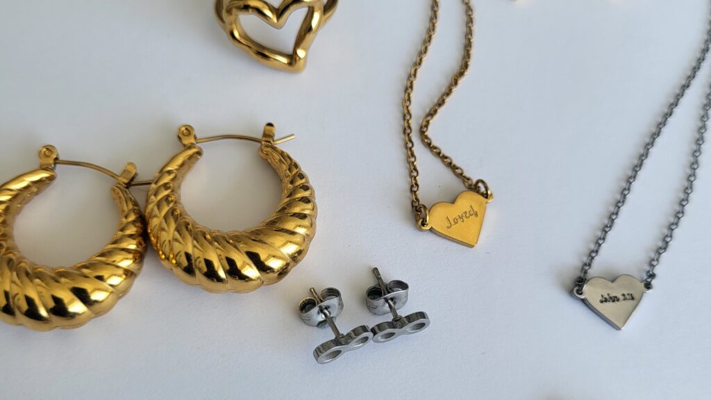 Open Bible with scripture highlighting God’s promise to work all things for good